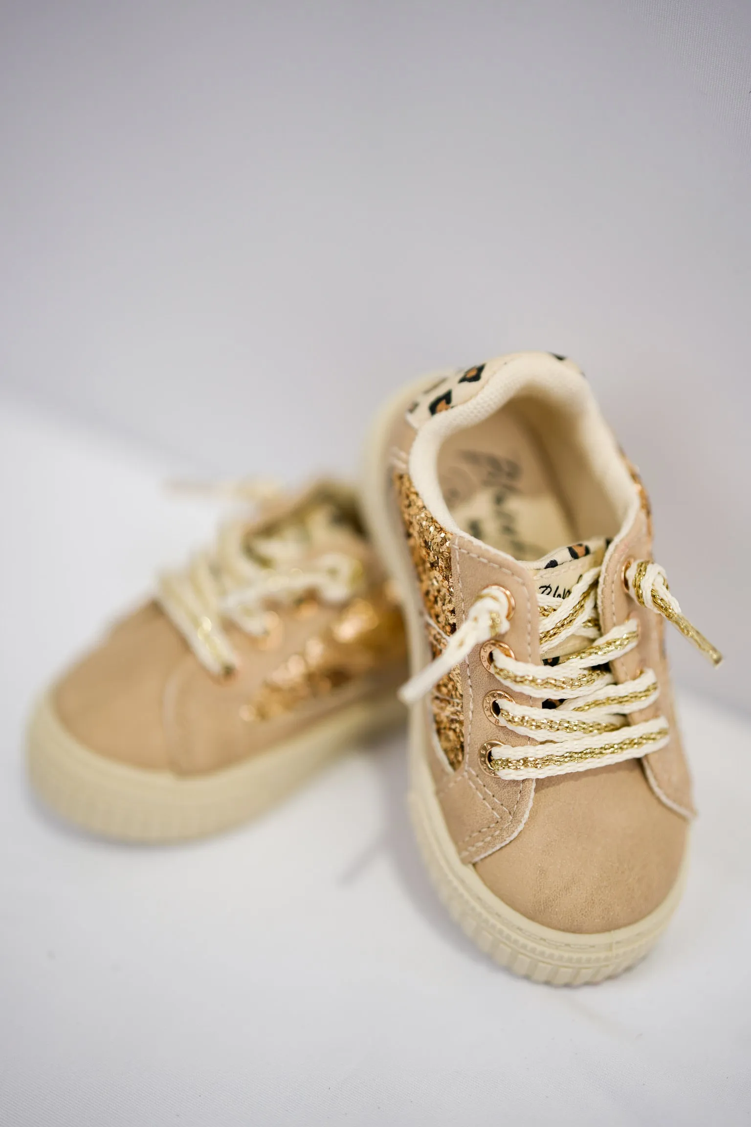 Amaze Glitter Sneaker