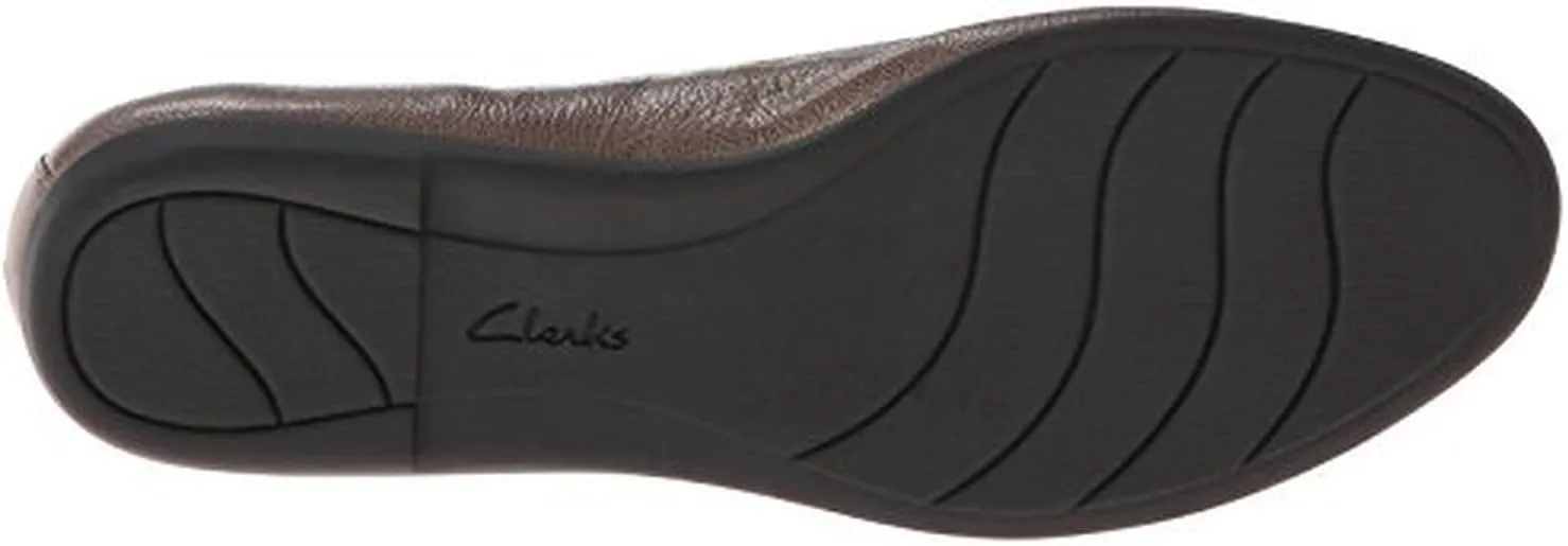 Clarks Women's Greely Harper Flat
