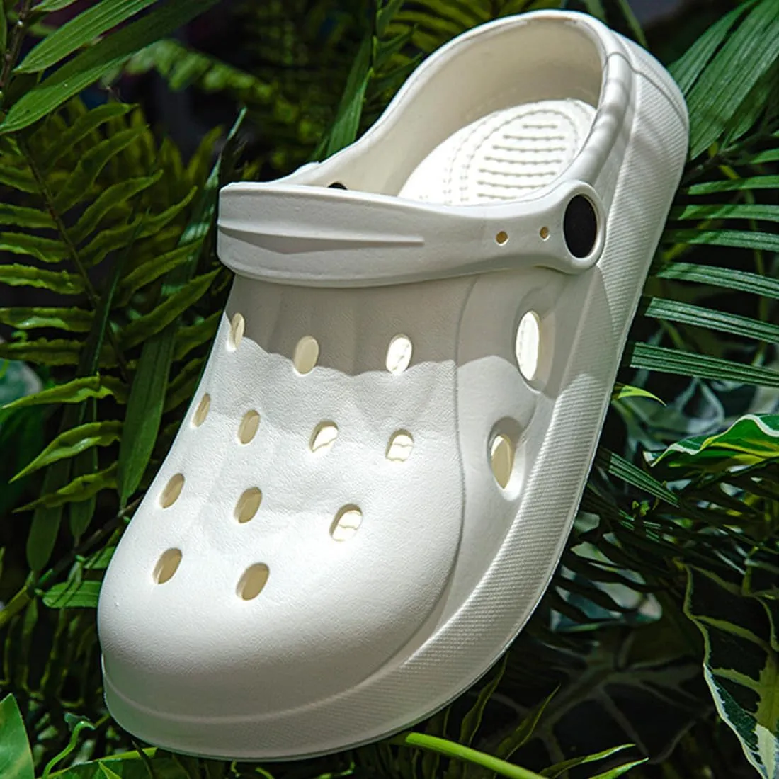 Classic Garden Clogs for Women and Men, Non-Slip Mules Sandals, Slip On Work Shoes Heel Strap Lightweight Shower Slippers Beach Indoor Outdoor Casual Wear Soft Air Cushion Sole Slides