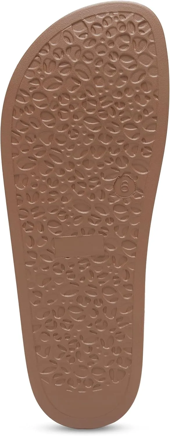 Eastland Women's Samantha Flat Sandal