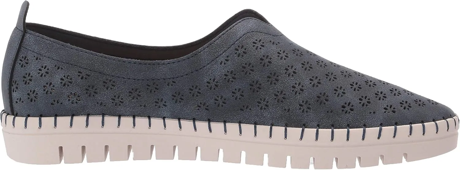 Easy Street Women's Flat Sneaker