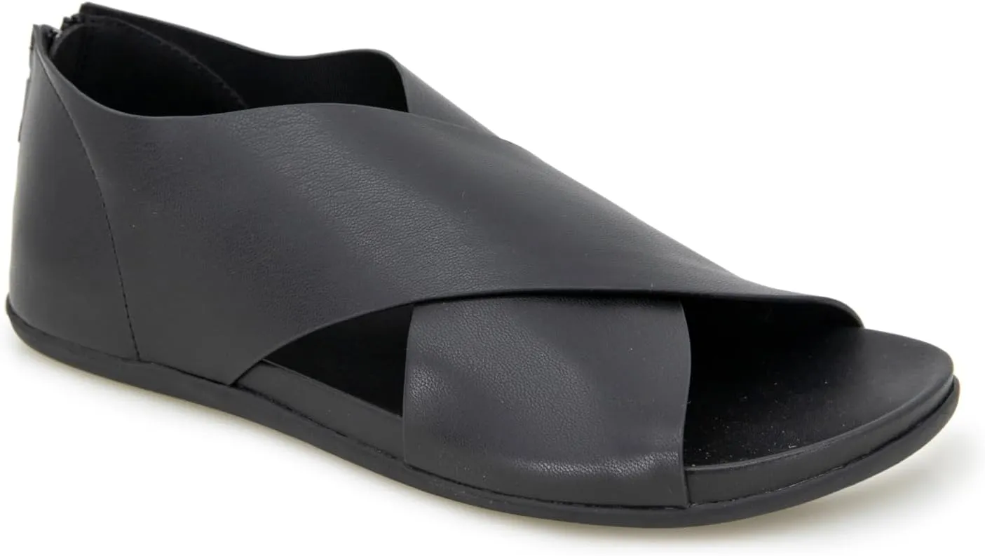 Kenneth Cole REACTION Women's Selena Flat Sandal