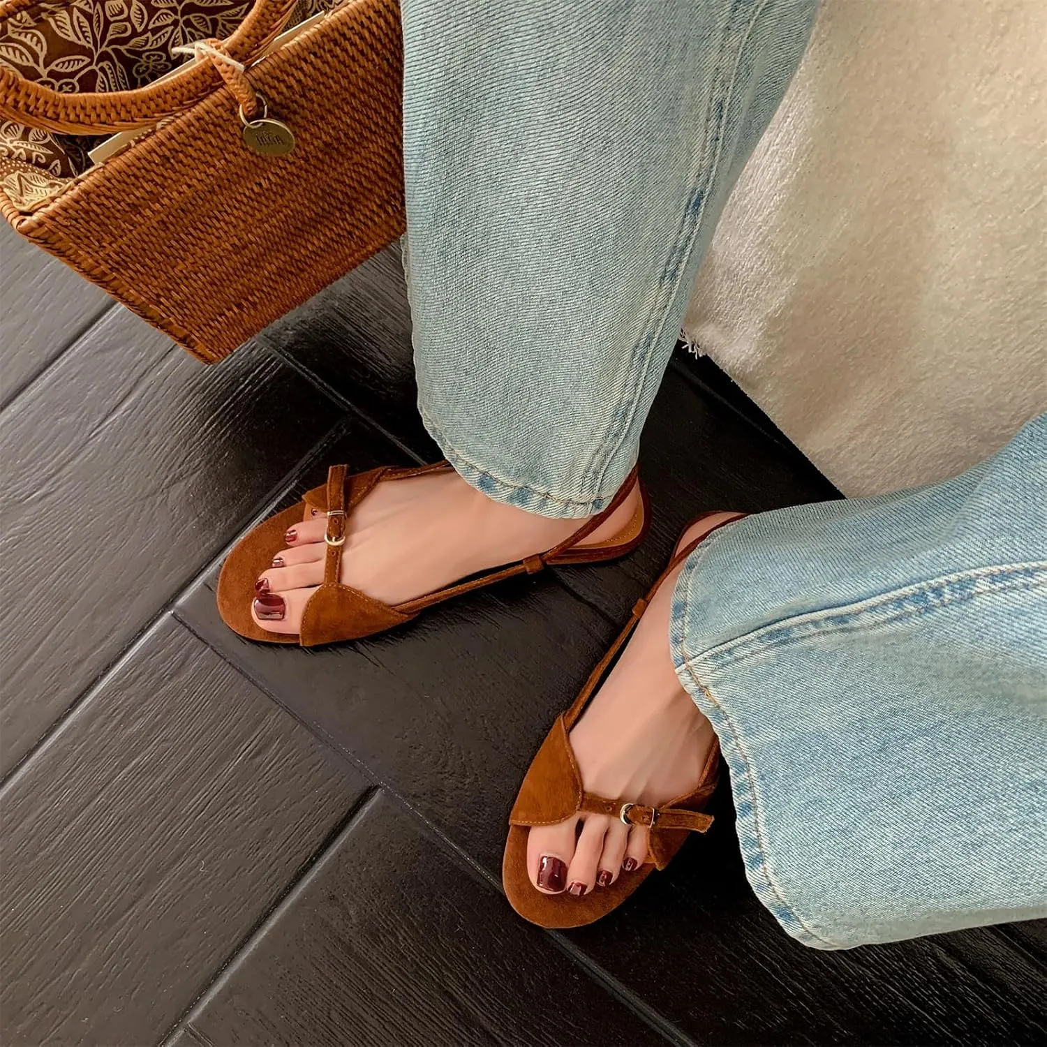 Kluolandi Women's Flat Sandals Open Toe Strappy Sandals Dressy Comfortable Ankle Strap Sandals for Women