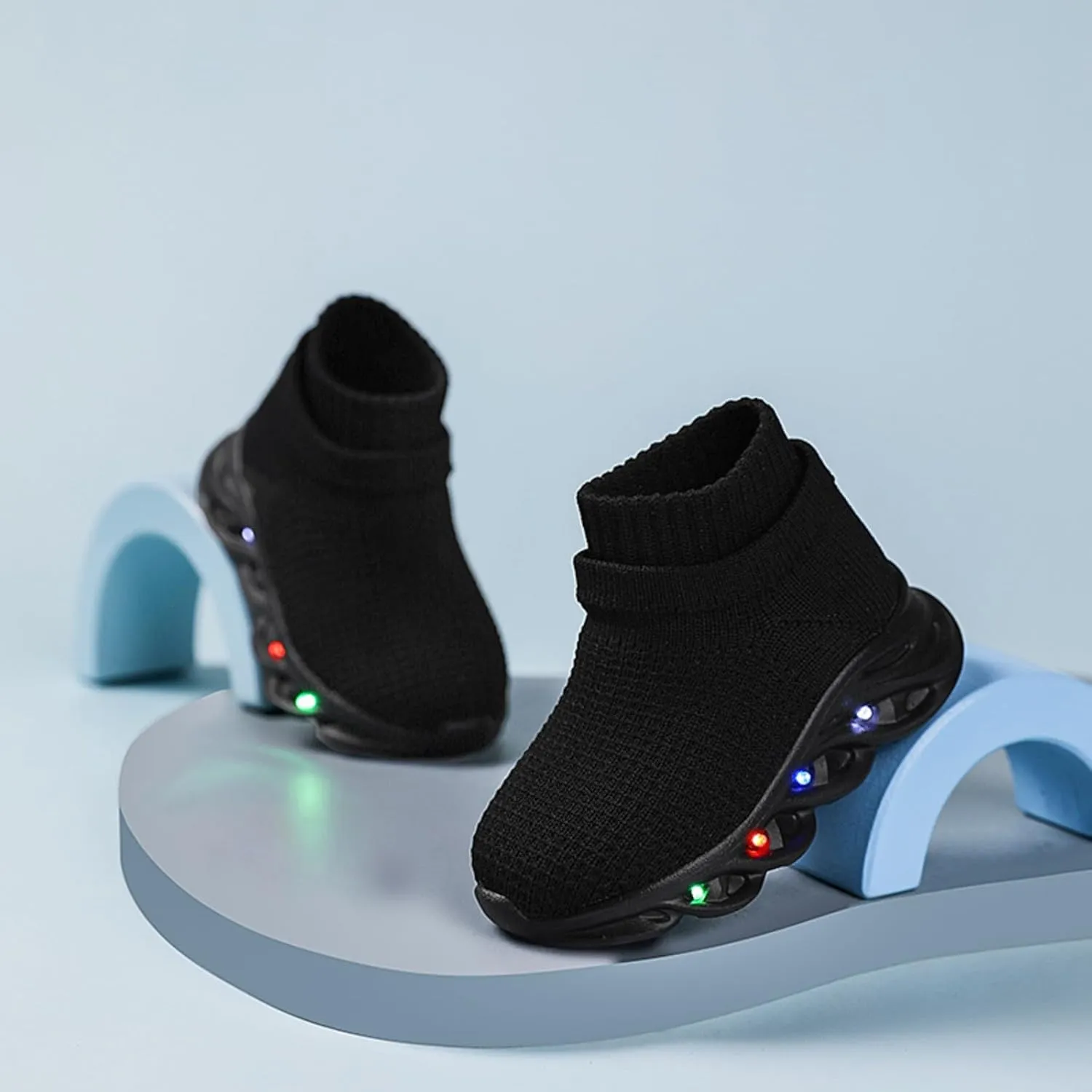 Light Up Led Casual Shoes for Toddler and Little Kids Luminous Breathable The First Walking Slip On Tennis Boys Girls