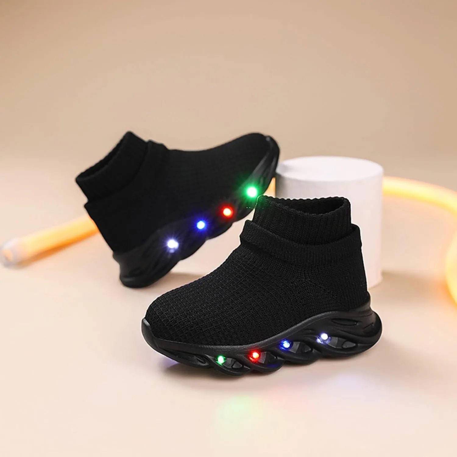 Light Up Led Casual Shoes for Toddler and Little Kids Luminous Breathable The First Walking Slip On Tennis Boys Girls