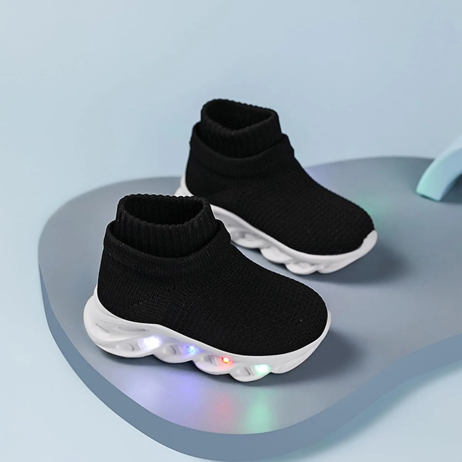 Light Up Led Casual Shoes for Toddler and Little Kids Luminous Breathable The First Walking Slip On Tennis Boys Girls