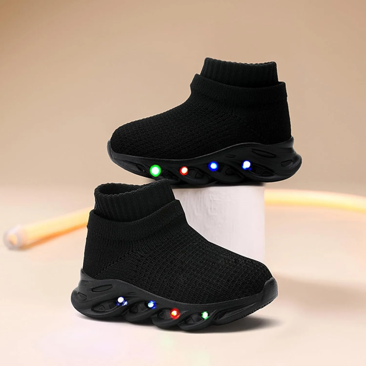 Light Up Led Casual Shoes for Toddler and Little Kids Luminous Breathable The First Walking Slip On Tennis Boys Girls