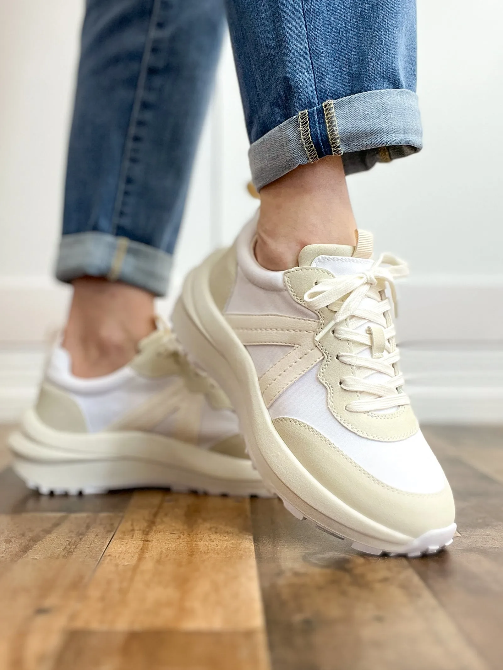 MIA Scout Everyday Tennis Shoes