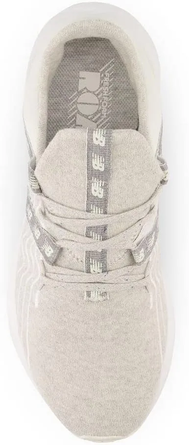 New Balance Unisex-Adult Fresh Foam Roav V1 Running Shoe