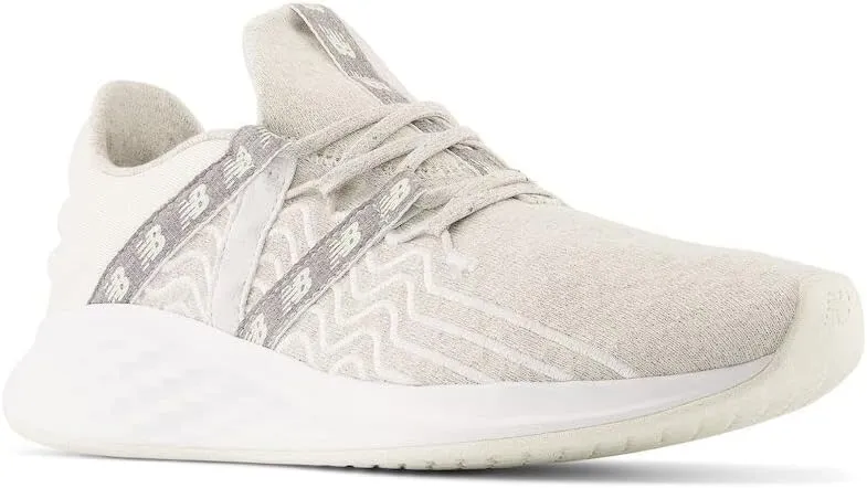 New Balance Unisex-Adult Fresh Foam Roav V1 Running Shoe