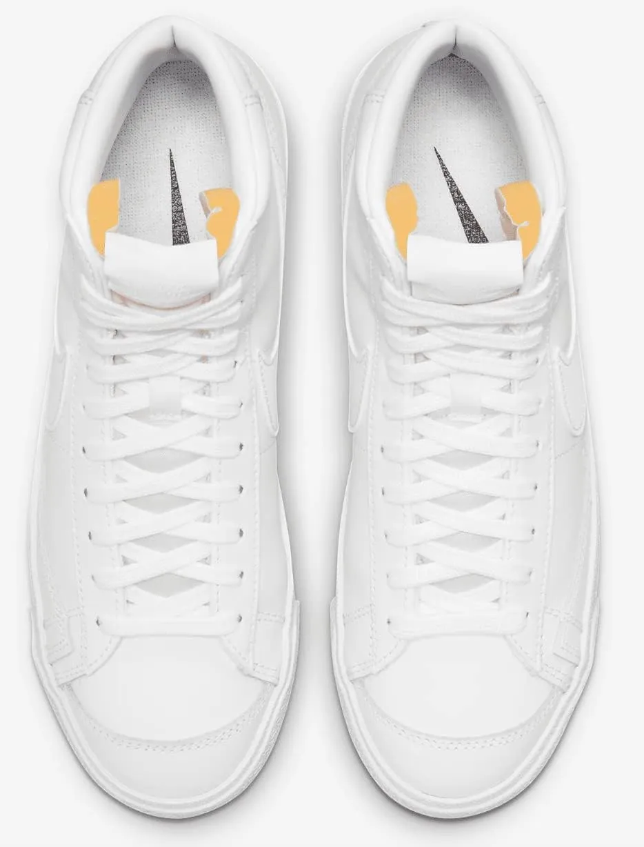 Nike womens Blazer Mid 77