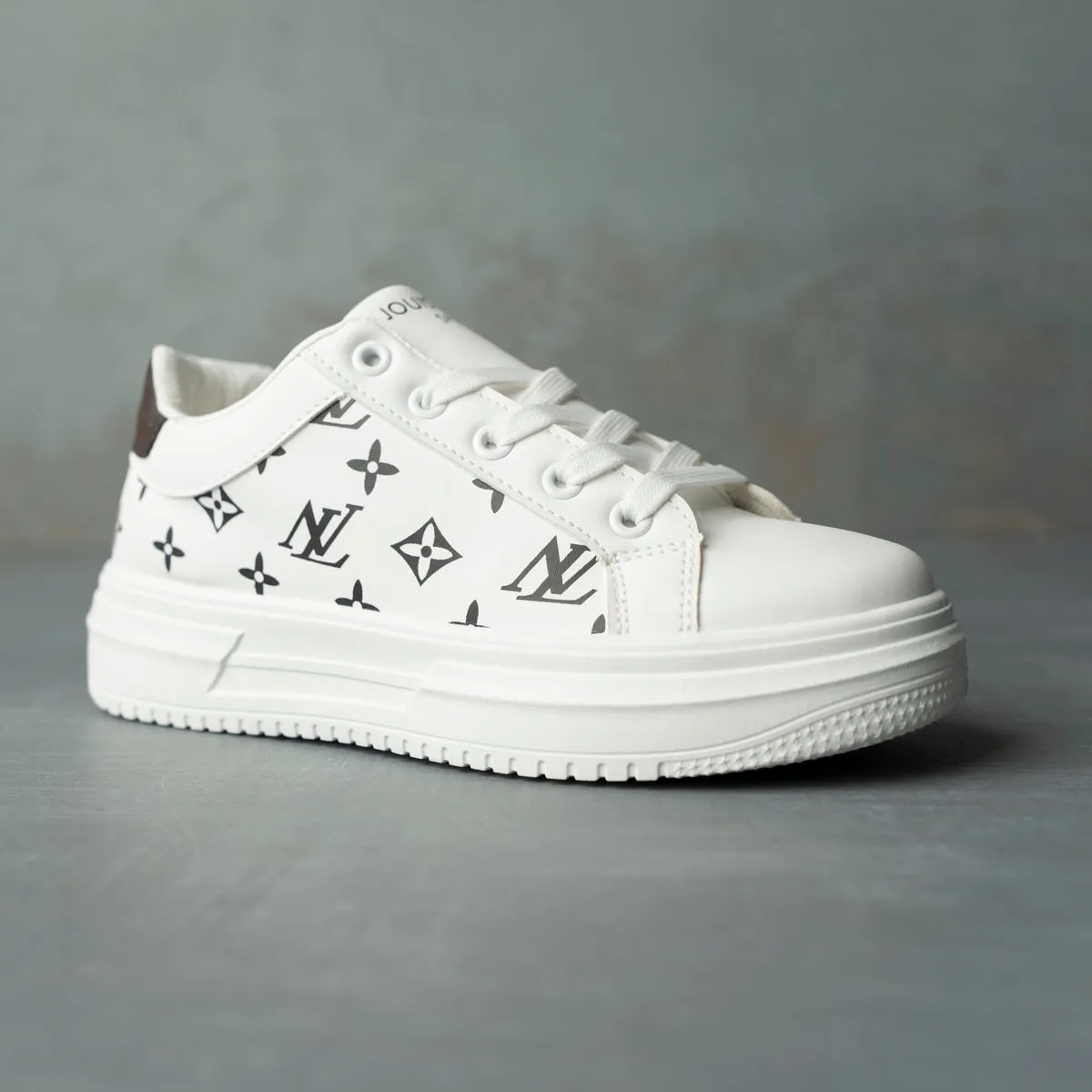 NL Flat Sneakers