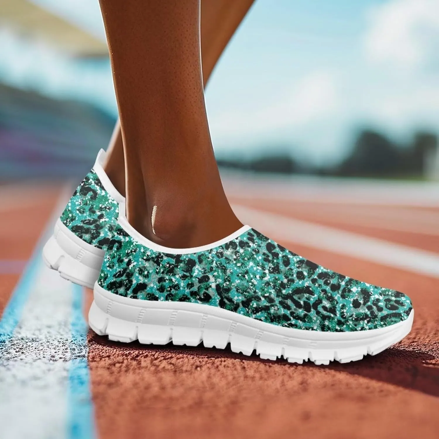 Pop Leopard Print Slip on Shoes Women Low Top Casual Mesh Shoes with Arch Support Insole Business Work Outdoor Sneaker