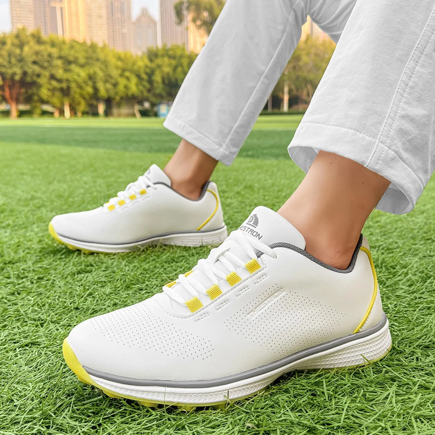 Professional Golf Shoes Men Sipkeless Golf Sneakers for Men Light Weight Walking Footwears