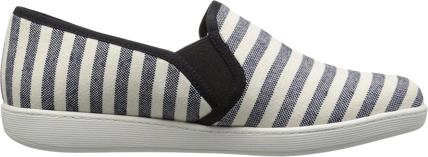 Trotters Women's Americana Flat