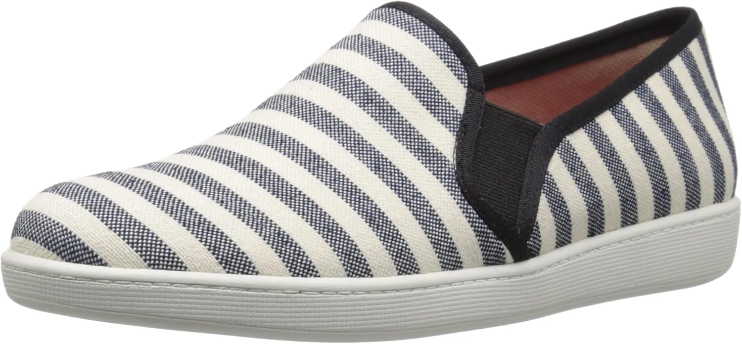 Trotters Women's Americana Flat