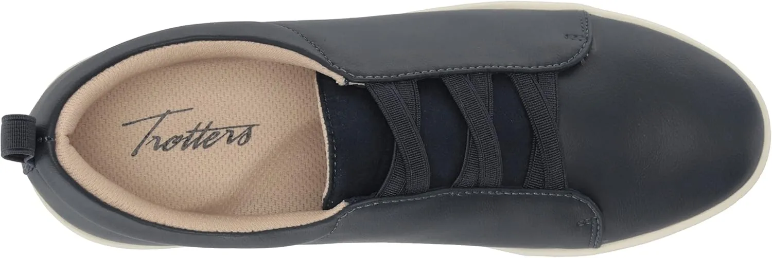 Trotters Women's Avrille Sneaker