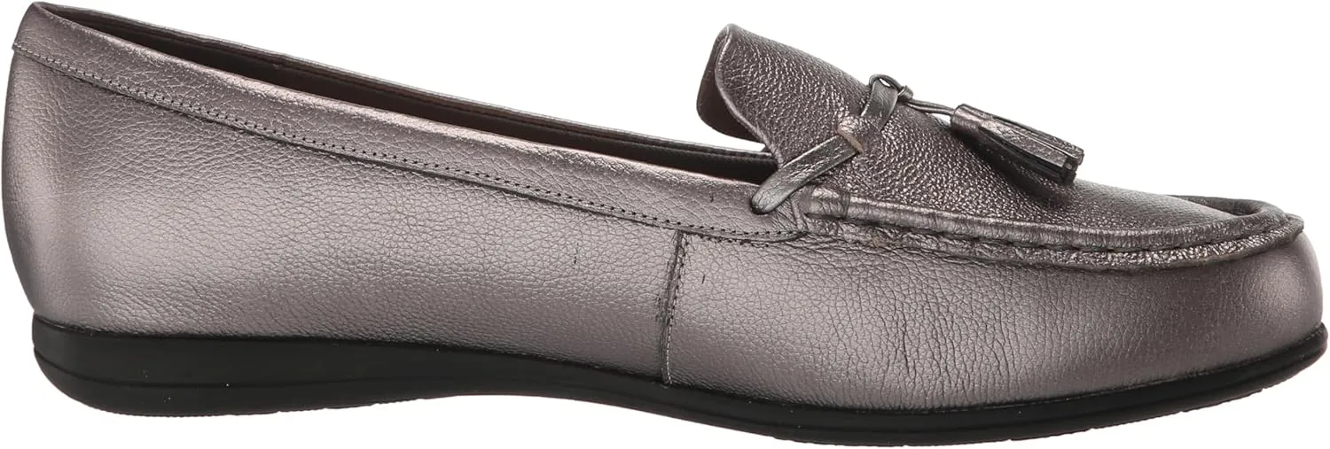 TROTTERS Women's Dawson Loafer Flat