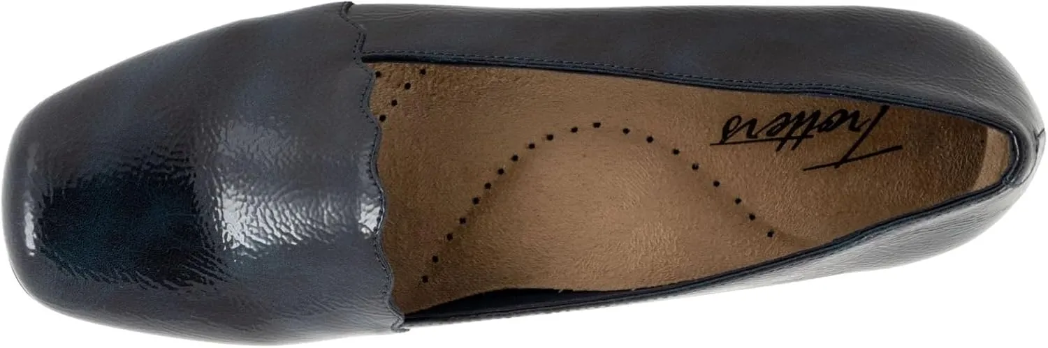 Trotters Women's Sage Ballet Flat