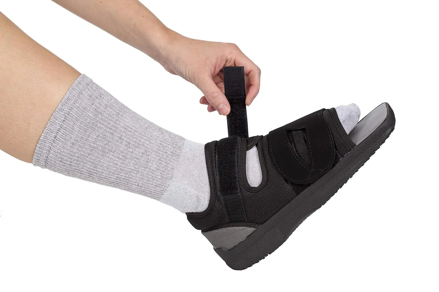United Ortho Post-Op Shoe - Orthopedic Adjustable Recovery Shoe For Broken Foot or Toe, Post Surgery, Lightweight Medical Shoe, Left or Right Foot, (Women's Small)