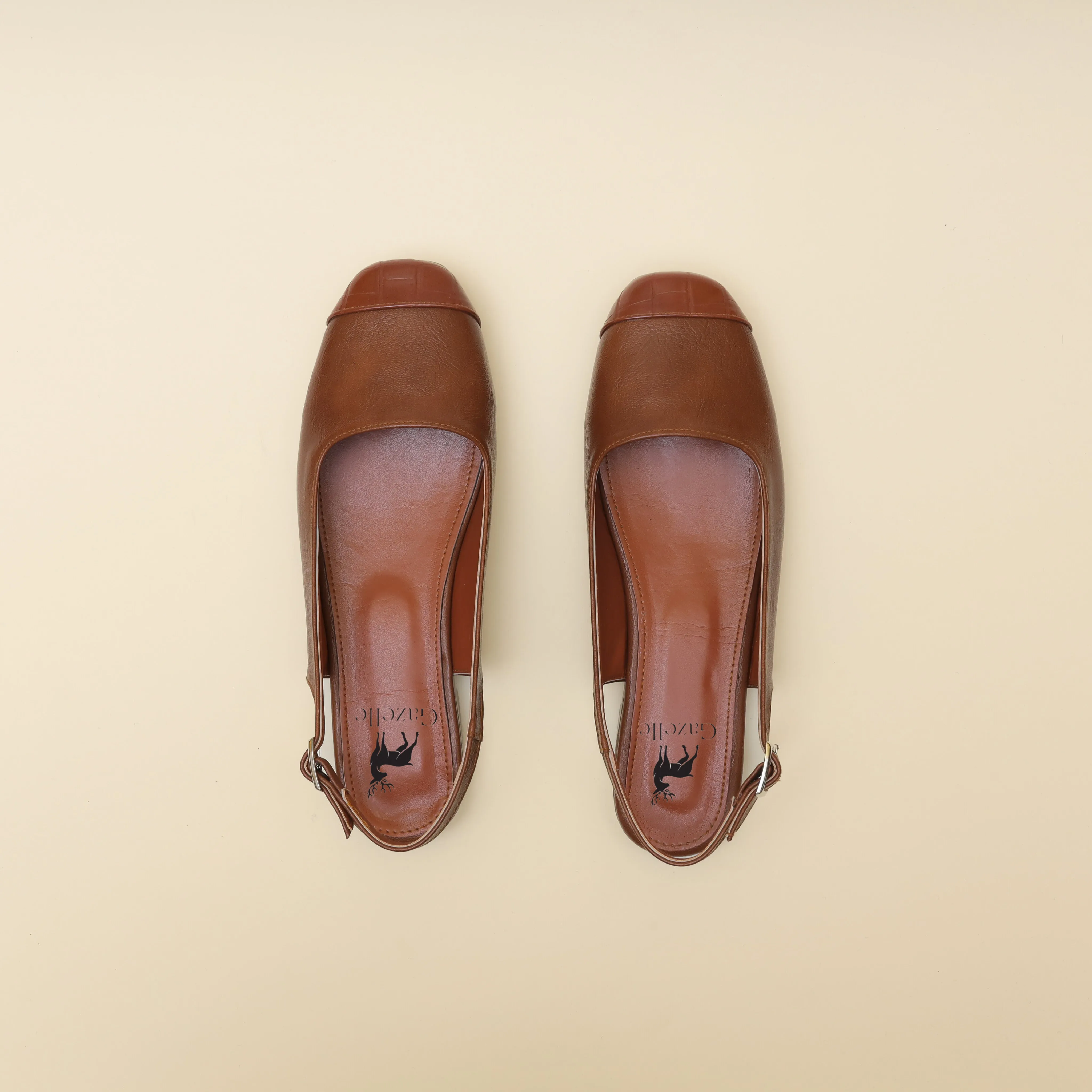 Women Havan Round Flat Sandal