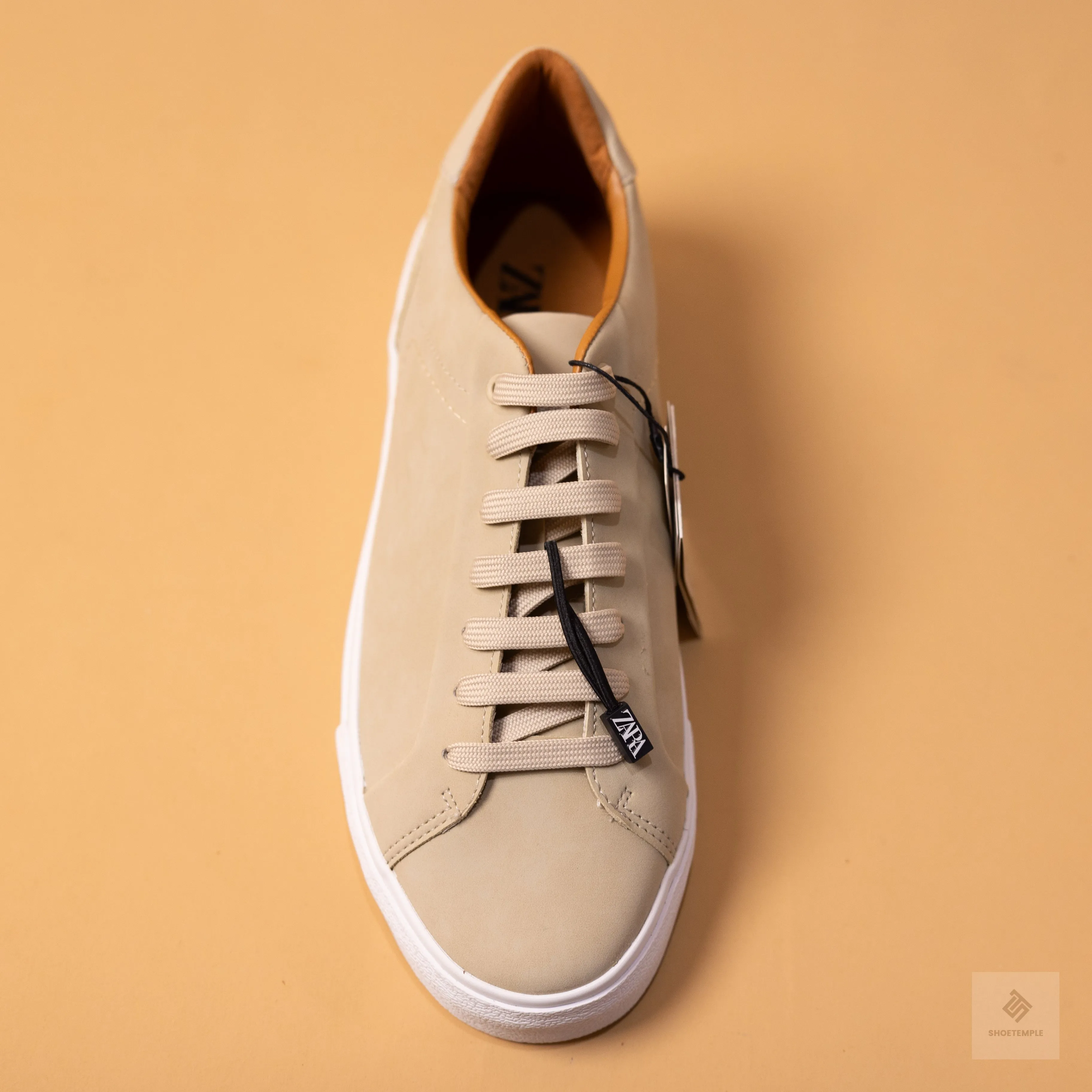 Zara Low Sneaker Cream